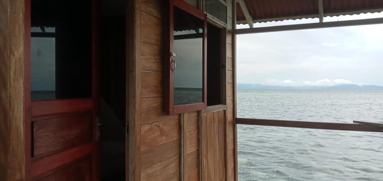 Arborek Diving Homestay R4 Besir Exterior foto